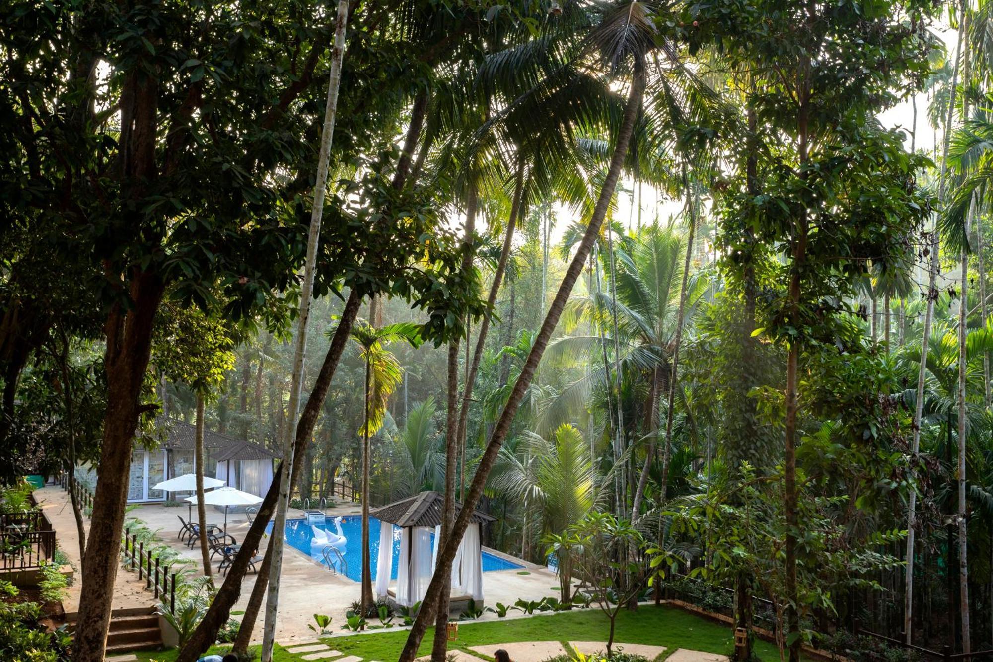 فندق Stone Wood Premier Gokarna جوكارنا المظهر الخارجي الصورة