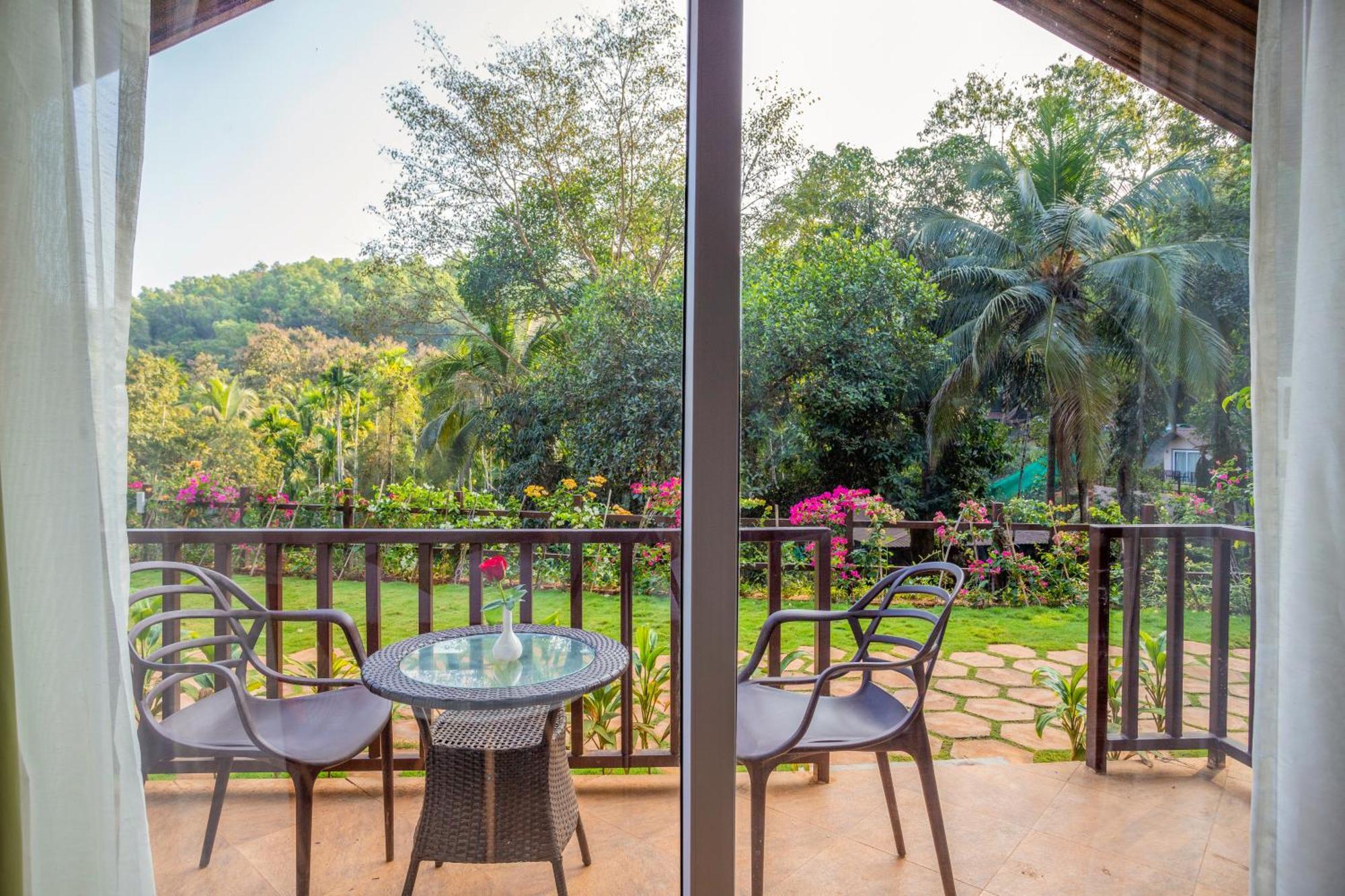 فندق Stone Wood Premier Gokarna جوكارنا المظهر الخارجي الصورة