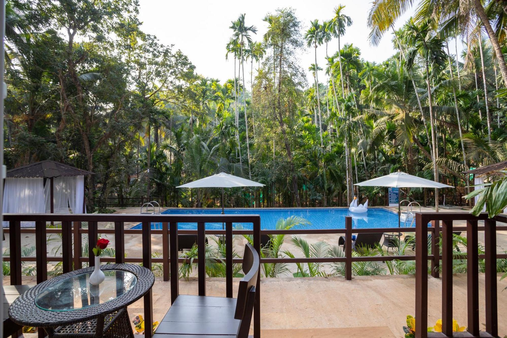 فندق Stone Wood Premier Gokarna جوكارنا المظهر الخارجي الصورة
