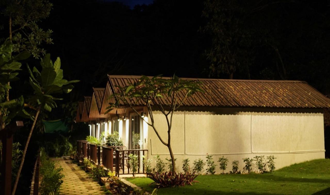 فندق Stone Wood Premier Gokarna جوكارنا المظهر الخارجي الصورة