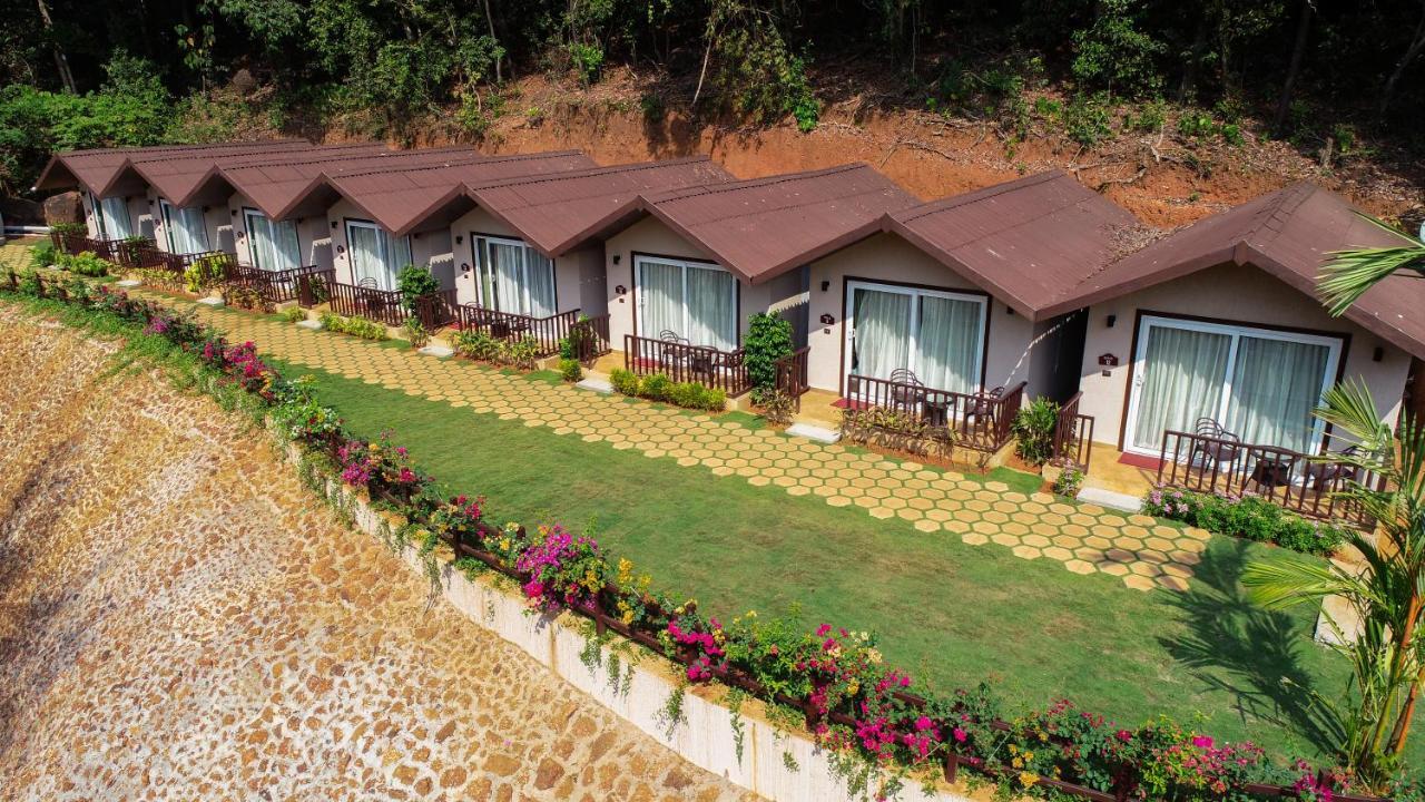 فندق Stone Wood Premier Gokarna جوكارنا المظهر الخارجي الصورة