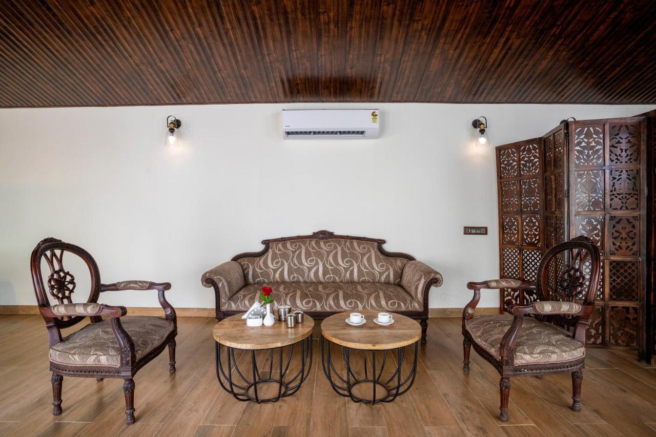 فندق Stone Wood Premier Gokarna جوكارنا المظهر الخارجي الصورة
